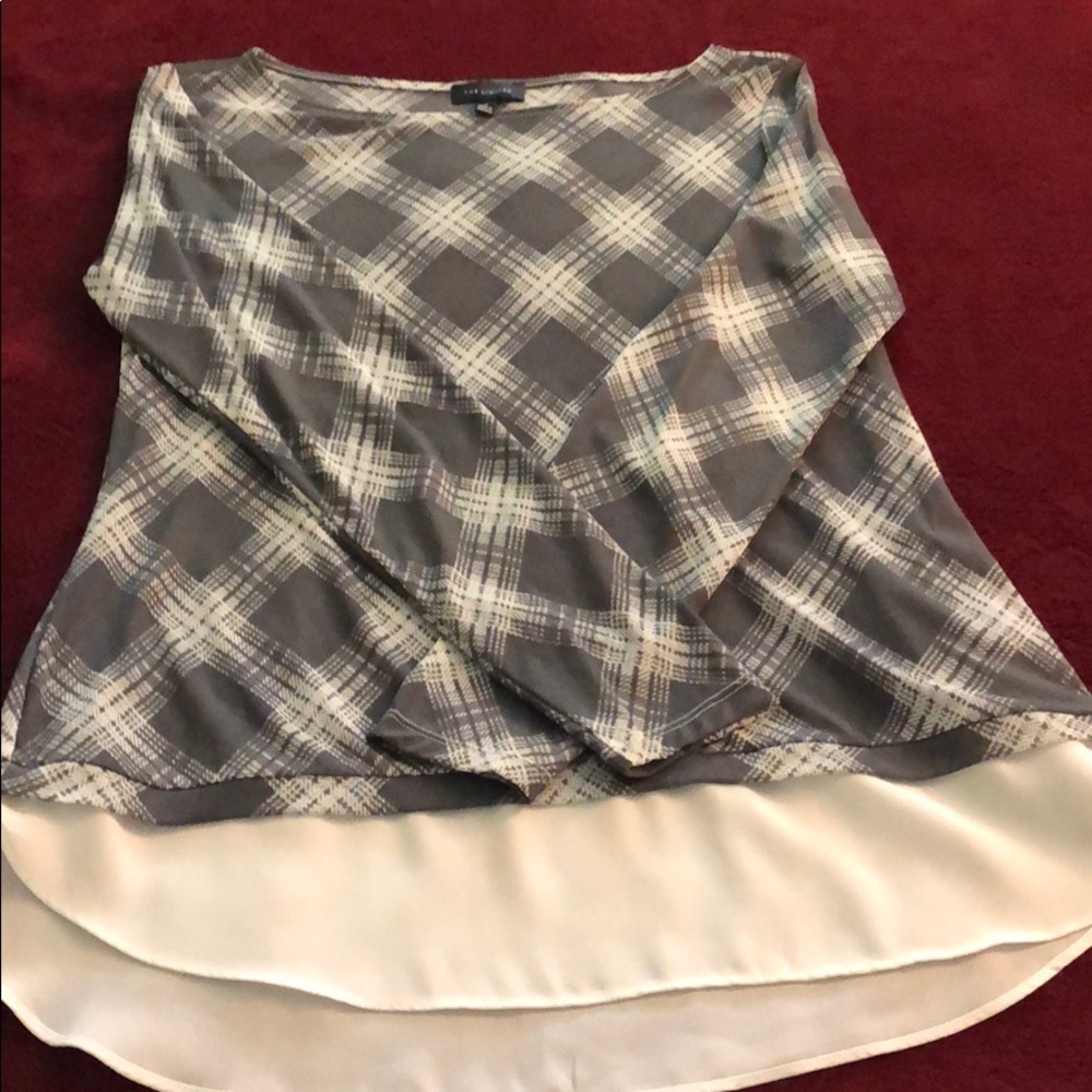 Limited long sleeves top